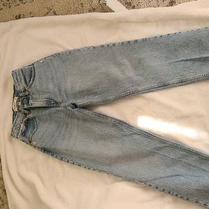Abercrombie 90s Straight Ultra high rise  jeans. Curve love size 26 short